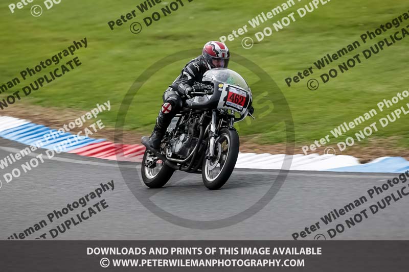 Vintage motorcycle club;eventdigitalimages;mallory park;mallory park trackday photographs;no limits trackdays;peter wileman photography;trackday digital images;trackday photos;vmcc festival 1000 bikes photographs